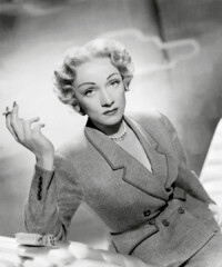 Inside Christian Dior: Designer of Dreams