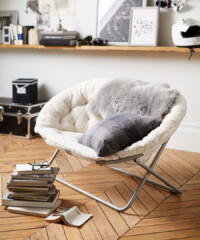 Dorm Room Décor for the Chic Collegiate
