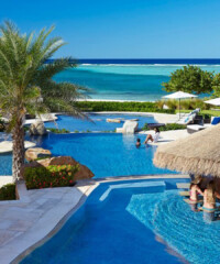 8 Unique Hotel Pool Experiences