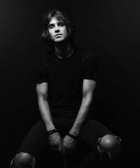 Discover the Honest Sounds of Cobi