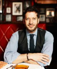 How to Become the CEO of a Restaurant Empire