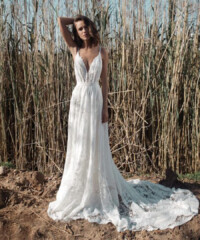 Make a Statement With These Bridal Trains